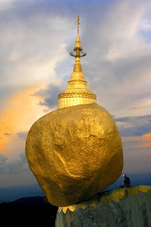 Chùa Kyaiktiyo. Ảnh: Michael Sheridan Chùa Kyaiktiyo. Ảnh: Michael Sheridan