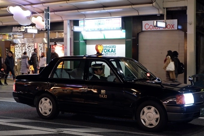 Taxi đêm ở Kyoto