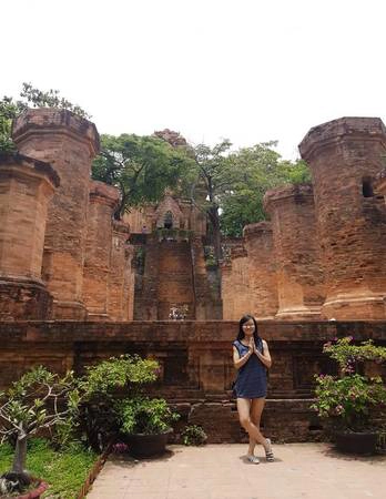 Cổng chính của Ponagar.