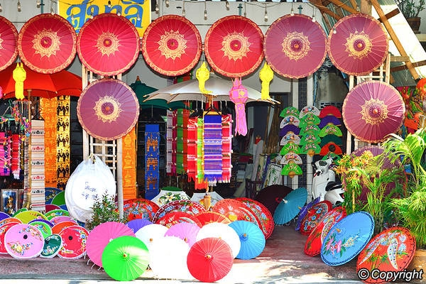 goi-y-nhung-dia-chi-mua-sam-ly-tuong-khi-du-lich-chiang-mai-ivivu-4