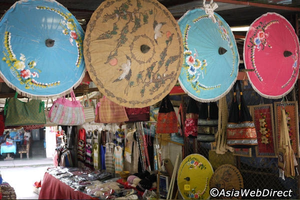 goi-y-nhung-dia-chi-mua-sam-ly-tuong-khi-du-lich-chiang-mai-ivivu-6