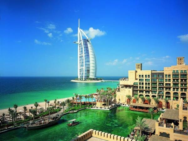 Dubai, Các Tiểu Vương quốc Ả Rập thống nhất