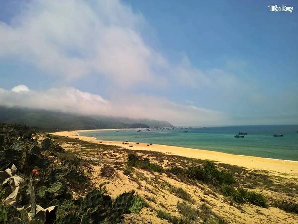 Biển Lộ Diêu không kém phần quyến rũ. Ảnh: Tiểu Duy Biển Lộ Diêu không kém phần quyến rũ. Ảnh: Tiểu Duy