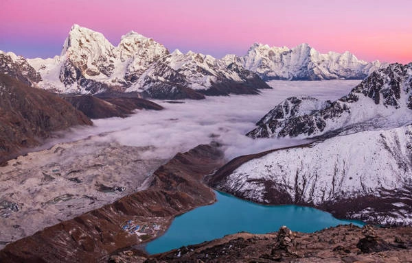Cung phượt ở hồ Gokyo