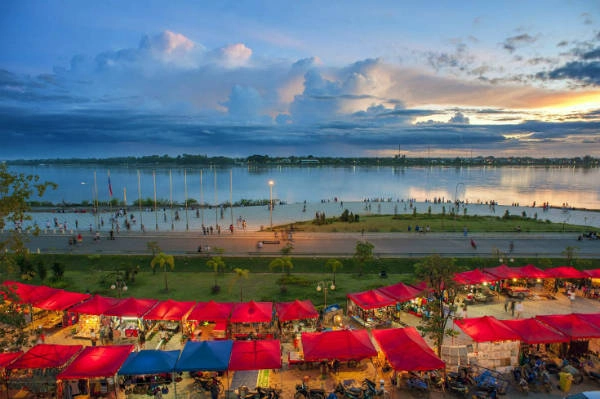 Một góc dòng sông Mekong chảy qua Lào. Ảnh: shutterstock. Một góc dòng sông Mekong chảy qua Lào. Ảnh: shutterstock.