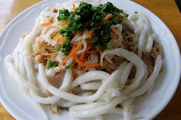 Bánh tằm bì nổi tiếng ở Bạc Liêu. Bánh tằm bì nổi tiếng ở Bạc Liêu.