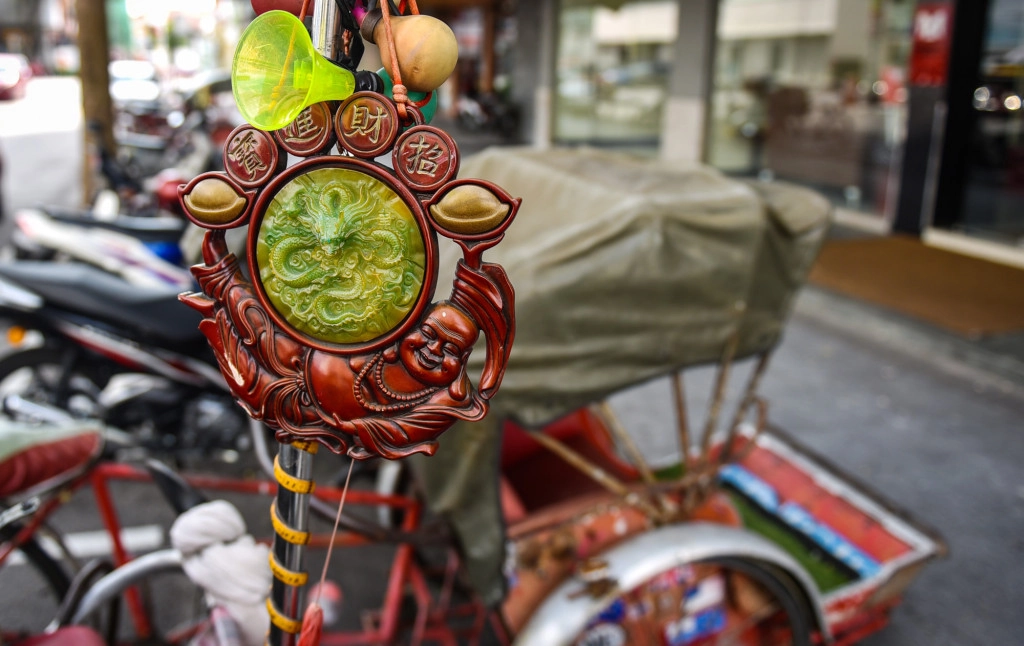 treo-minh-tren-khong-tham-bao-tang-ngam-dao-buom-o-penang-ivivu-8