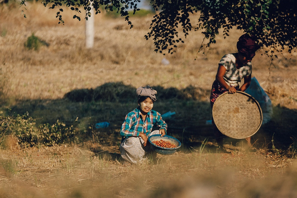 Với những người dân thân thiện, mến khách, khí hậu, địa hình Myanmar khá giống ở Việt Nam. Bạn sẽ không quá khó khăn trong hành trình trải nghiệm trên miền đất linh thiêng này.