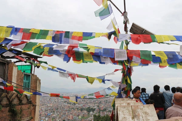 hanh-trinh-trekking-duong-nui-o-dat-nuoc-nepal-huyen-bi-ivivu-7
