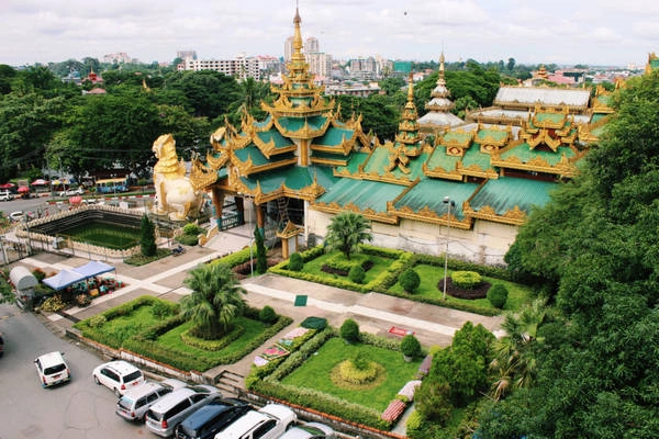 Đến Myanmar, bạn sẽ được chiêm ngưỡng hàng nghìn ngôi chùa như trong cổ tích. Đến Myanmar, bạn sẽ được chiêm ngưỡng hàng nghìn ngôi chùa như trong cổ tích.