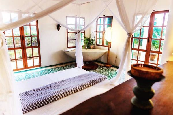 Mỗi căn phòng nghỉ tại Heron House rộng khoảng 65 mét vuông với đầy đủ tiện nghi. Mỗi căn phòng nghỉ tại Heron House rộng khoảng 65 mét vuông với đầy đủ tiện nghi.