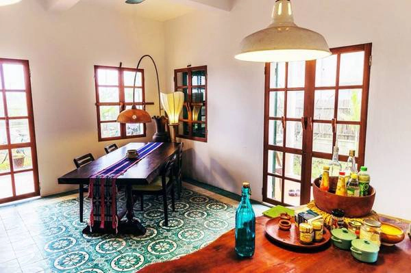 Phòng ăn cũng được sắp xếp khá khéo léo, tạo cho du khách cảm giác thân thuộc như đang ở nhà. Heron House -ivivu-19