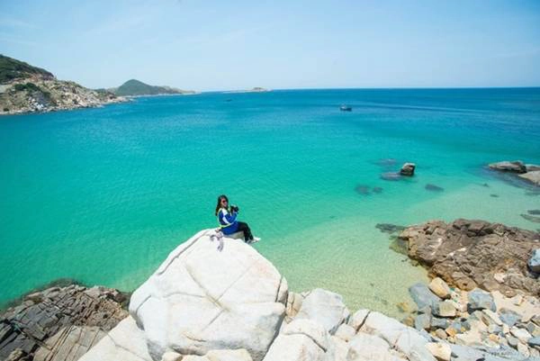 Những bãi biển đẹp đến nao lòng của Nam Trung Bộ. Những bãi biển đẹp đến nao lòng của Nam Trung Bộ.