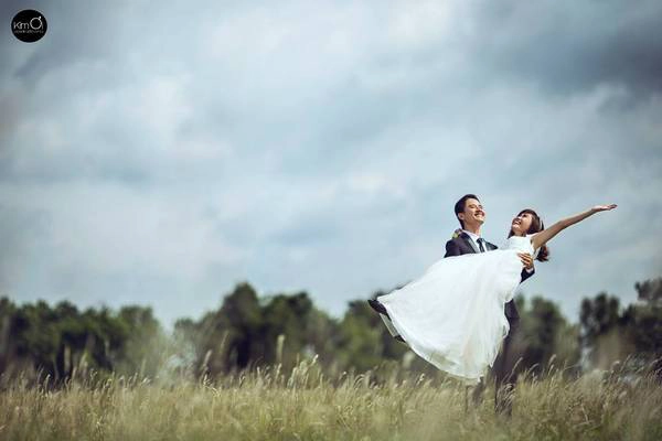Dù chụp ở bất kỳ thời điểm nào trong ngày, Hồ Cốc vẫn toát lên một vẻ đẹp thơ mộng mà ít nơi nào có được. Dù chụp ở bất kỳ thời điểm nào trong ngày, Hồ Cốc vẫn toát lên một vẻ đẹp thơ mộng mà ít nơi nào có được.