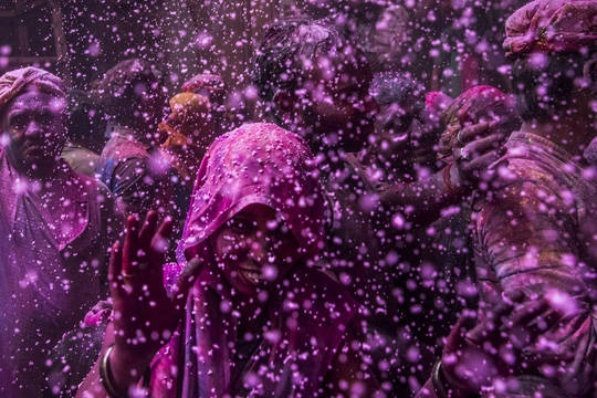 Lễ hội màu sắc Holi - iVIVU.com