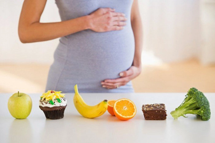 chăm sóc sức khỏe mẹ bầu 3 tháng đầu