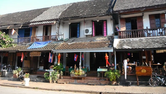 Phố cổ Luang Prabang - iVIVU.com