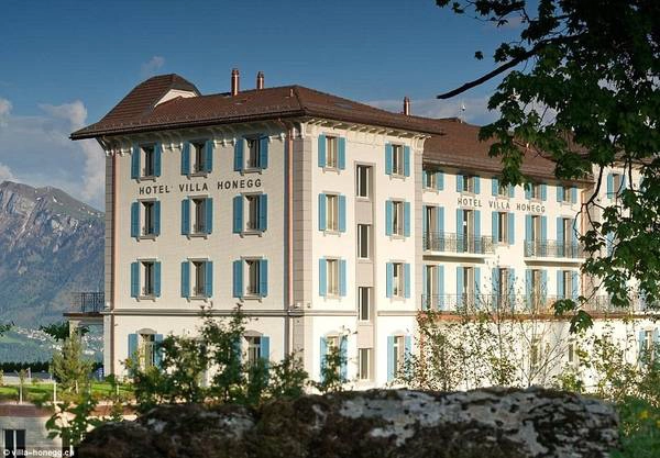 Khách sạn Hotel Villa Honegg được xây dựng năm 1905, tọa lạc trên núi Bürgenstock thuộc dãy Alpes, Ennetburgen, Thụy Sĩ. Ảnh:Villa Honegg.   