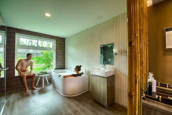 Violette Spa là một trong những điểm nhấn của khách sạn Mường Thanh Mũi Né, như một liệu pháp cần thiết giải tỏa sự căng thẳng, áp lực từ cuộc sống hàng ngày hay sự mệt mỏi sau những chuyến đi dài. Violette Spa là một trong những điểm nhấn của khách sạn Mường Thanh Mũi Né, như một liệu pháp cần thiết giải tỏa sự căng thẳng, áp lực từ cuộc sống hàng ngày hay sự mệt mỏi sau những chuyến đi dài.