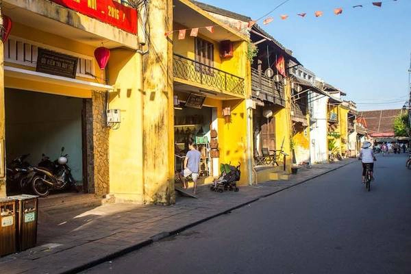 Michael hy vọng Hội An sẽ luôn giữ được vẻ đẹp thực sự và nền văn hóa vốn có, cũng như không bao giờ trở thành nơi mà người dân đặt lợi ích thương mại lên hàng đầu.