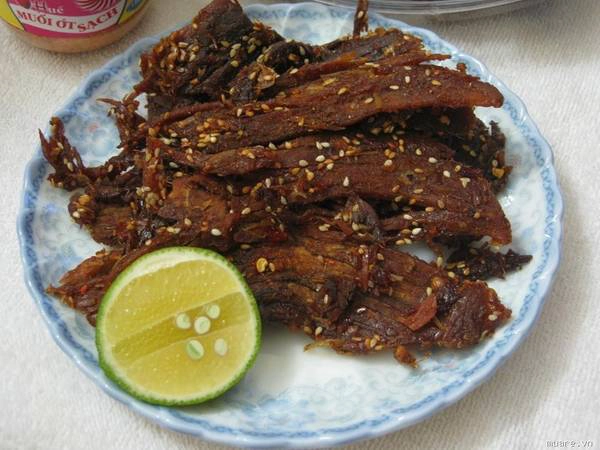 Nai khô là món ăn được yêu thích nhất trong các món thịt nai được chế biến. Nai khô là món ăn được yêu thích nhất trong các món thịt nai được chế biến.