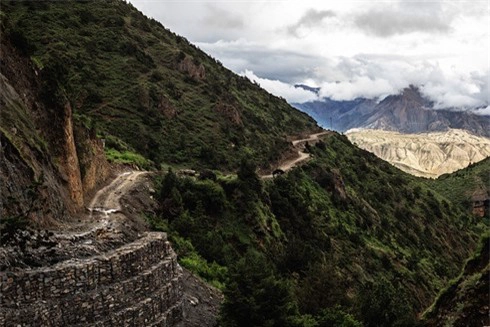 Tuyến đường ở Mustang đang được xây dựng nối liền Trung Quốc với Nepal