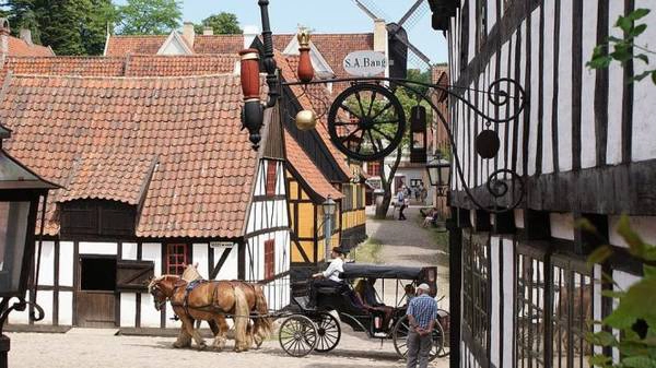 Bảo tàng mở Den Gamle By - Ảnh: visitaarhus.com