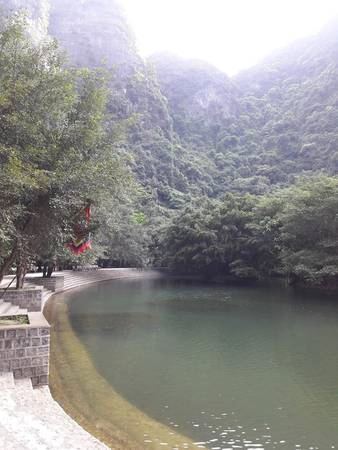 Điểm dừng chân trước khi khám phá đền Trần. Điểm dừng chân trước khi khám phá đền Trần.