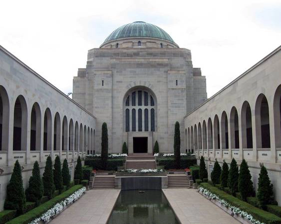 Nhà tưởng niệm chiến tranh ở Canberra Nhà tưởng niệm chiến tranh ở Canberra