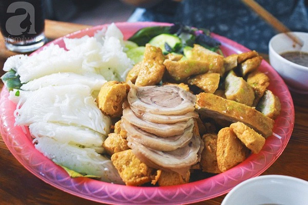 kham-pha-dia-chi-quan-an-mon-tu-cua-cac-chang-trai-u23-khi-khong-phai-thi-dau-ivivu-9