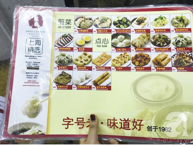 Tờ menu rời có hình ảnh giúp khách chọn món dễ dàng hơn. (Ảnh HT)