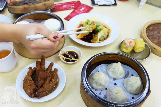 kham-pha-hai-quan-dimsum-chua-bao-gio-vang-khach-den-singapore-nhat-dinh-nen-thu-ivivu-7
