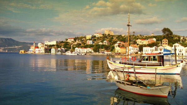 Bến cảng ở Kastellorizo - Ảnh: wiki