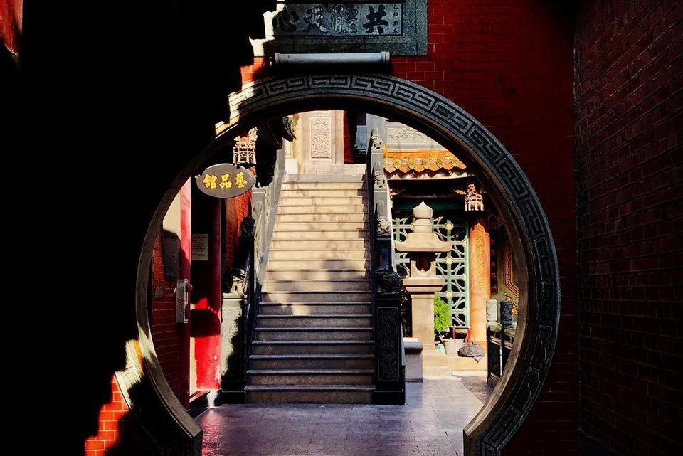 Một góc nhỏ cổ kính và yên bình. Một góc nhỏ cổ kính và yên bình.