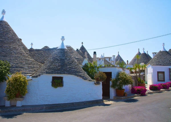 Một góc làng Alberobello - Ảnh: wp Một góc làng Alberobello - Ảnh: wp