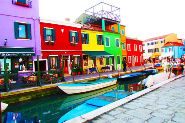 Một góc Burano - Ảnh: wp Một góc Burano - Ảnh: wp