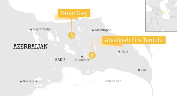Yanar Dag nằm ở phía bắc, trong khi đền thờ lửa Ateshgah nằm ở phía đông của thủ đô Baku - Ảnh: CNN