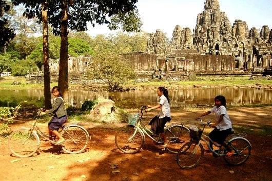  Nắng vàng ở Angkor Thơm. Ảnh: Đặng Sinh. 