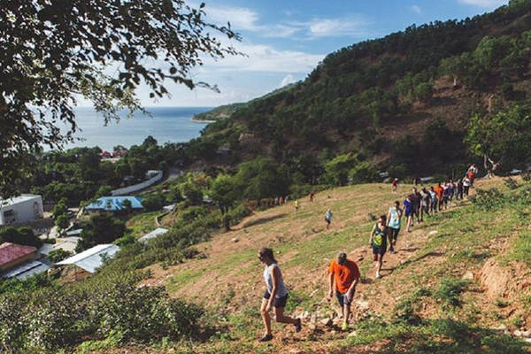 Cuộc đua “Tour de Timor” thu hút đông đảo du khách địa phương và nước ngoài tham gia - Ảnh: Lonely Planet Cuộc đua “Tour de Timor” thu hút đông đảo du khách địa phương và nước ngoài tham gia - Ảnh: Lonely Planet