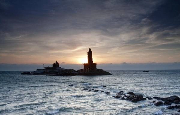 8. Hoàng hôn đẹp như tranh vẽ ở Kanyakumari. Ảnh: Mehul Antani 8. Hoàng hôn đẹp như tranh vẽ ở Kanyakumari. Ảnh: Mehul Antani