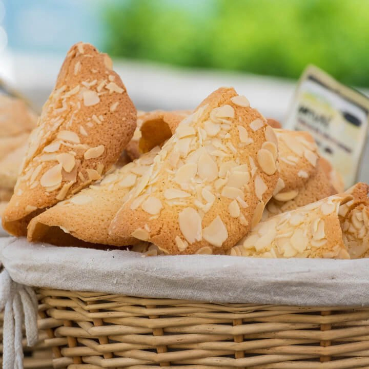 bánh hạnh nhân