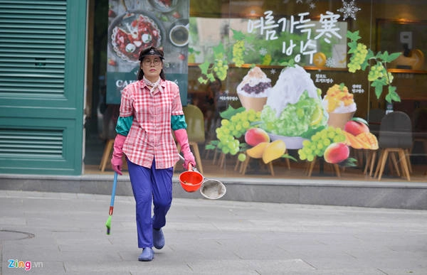 Phố Insadong luôn sạch sẽ, không có rác. Du khách ném rác bừa bãi sẽ có người nhắc nhở. Đặc biệt, ở Insadong không có cảnh người dân và du khách hút thuốc lá. Phố Insadong luôn sạch sẽ, không có rác. Du khách ném rác bừa bãi sẽ có người nhắc nhở. Đặc biệt, ở Insadong không có cảnh người dân và du khách hút thuốc lá.