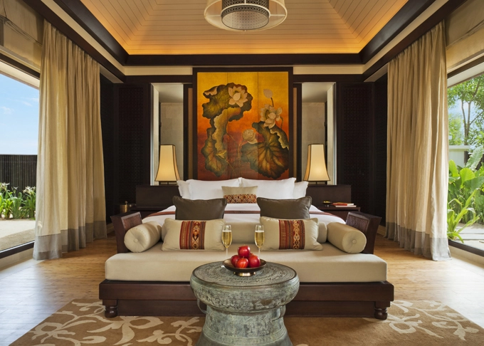 Show diễn sẽ tạm đưa con người rời xa phố thị ồn ào để hòa mình cùng thiên nhiên, chiêm ngưỡng các giá trị nghệ thuật thật sự, từ bề ngoài đến chiều sâu bên trong. Show diễn sẽ tạm đưa con người rời xa phố thị ồn ào để hòa mình cùng thiên nhiên, chiêm ngưỡng các giá trị nghệ thuật thật sự, từ bề ngoài đến chiều sâu bên trong.