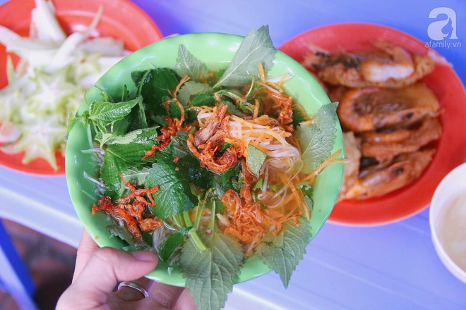 khu-tap-the-nghia-tan-thien-duong-qua-vat-chi-cam-30-ngan-kieu-gi-cung-an-duoc-vai-mon-ngon-ivivu-9