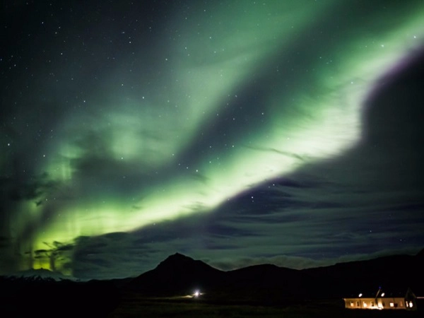 Snaefellsnes Peninsula, Iceland đón du khách đông đảo tới dự các sự kiện ngắm cực quang trong cả tháng 1, trong đó sự kiện chính được tổ chức vào ngày 31/1. Snaefellsnes Peninsula, Iceland đón du khách đông đảo tới dự các sự kiện ngắm cực quang trong cả tháng 1, trong đó sự kiện chính được tổ chức vào ngày 31/1.