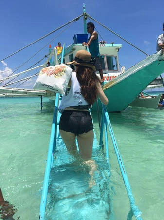 kinh-nghiem-di-boracay-cua-ba-me-don-than-noi-tieng-ivivu-21