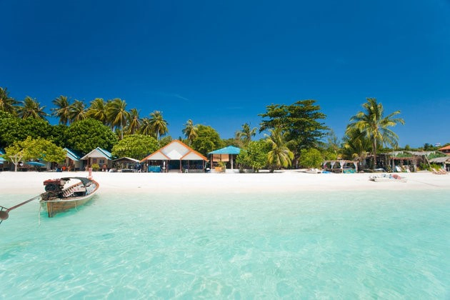 Koh Lipe là một hòn đảo nhỏ nằm xa nhất về phía nam của Thái Lan. Koh Lipe là một hòn đảo nhỏ nằm xa nhất về phía nam của Thái Lan.