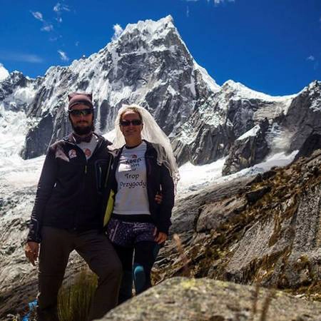 Ngày 162: Leo núi ở Andes, Cordillera Blanca, Peru. Ngày 162: Leo núi ở Andes, Cordillera Blanca, Peru.