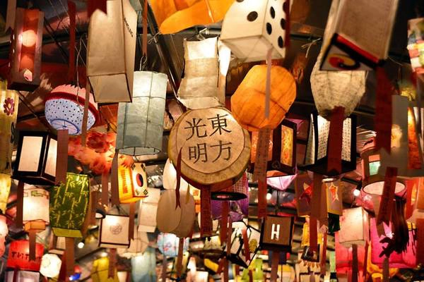 Các sản phẩm thủ công làm từ giấy Hanji. Ảnh: Citygirlsearching.com