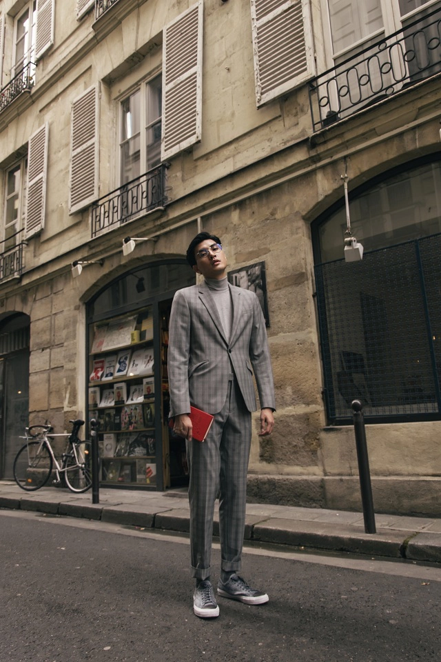 Dù không ghé thăm những công trình kiến trúc nổi bật, Paris cũng có thể khiến bạn đắm chìm trong thế giới nghệ thuật. Hemingway đã từng ví Paris là “một bữa tiệc di chuyển” vì mỗi góc phố, mỗi tiệm cà phê hay bảo tàng ở đây đều mang trong mình nguồn cảm hứng sáng tạo lớn. Dù không ghé thăm những công trình kiến trúc nổi bật, Paris cũng có thể khiến bạn đắm chìm trong thế giới nghệ thuật. Hemingway đã từng ví Paris là “một bữa tiệc di chuyển” vì mỗi góc phố, mỗi tiệm cà phê hay bảo tàng ở đây đều mang trong mình nguồn cảm hứng sáng tạo lớn.